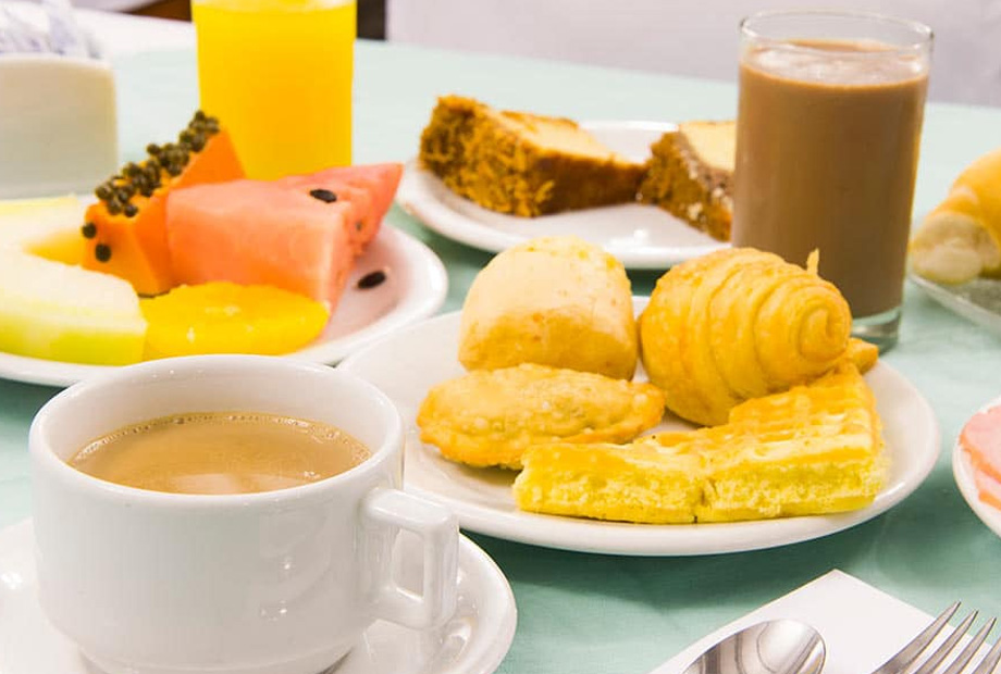 cafe-da-manha-hotel-bella-italia-05